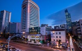 Golden Spring Hotel Kunming